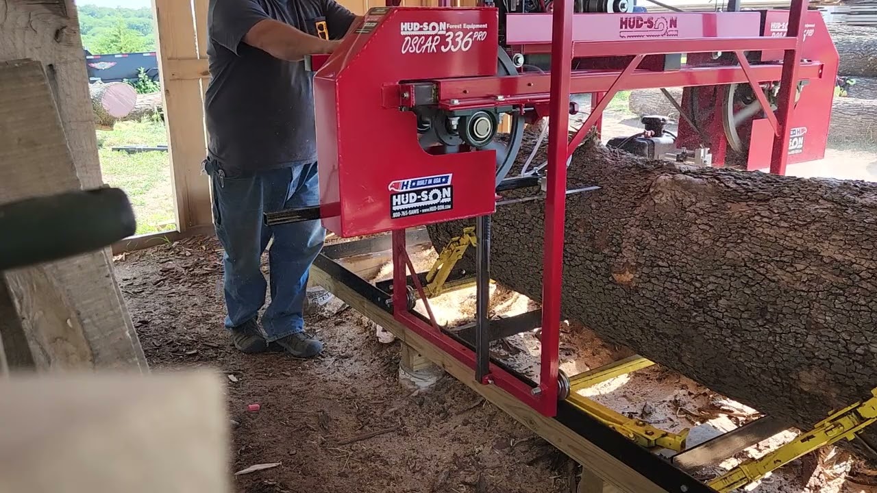 Hudson Oscar 336 first video first cuts ever! this is an amazing saw.