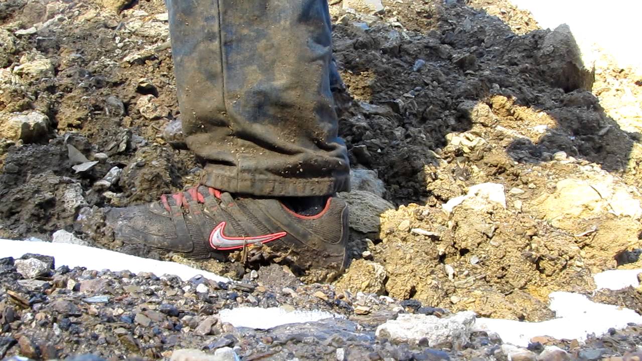Nike Shox and Jeans in Mud 1