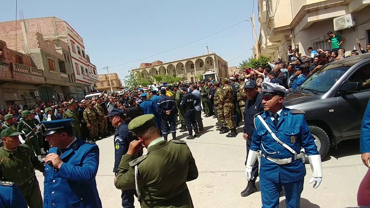 المسيلة لحظة وصول جثمان الشهيد فتحي فارس رحمه الله