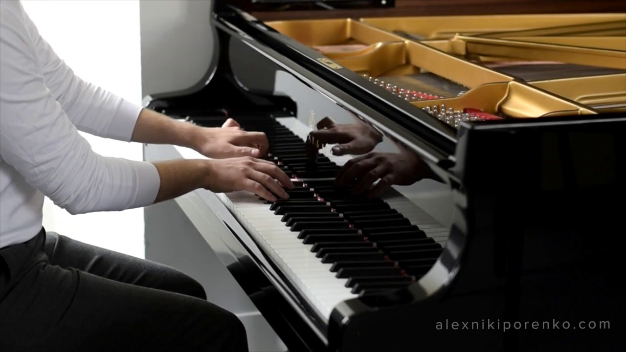 Alex Nikiporenko - a few steps behind