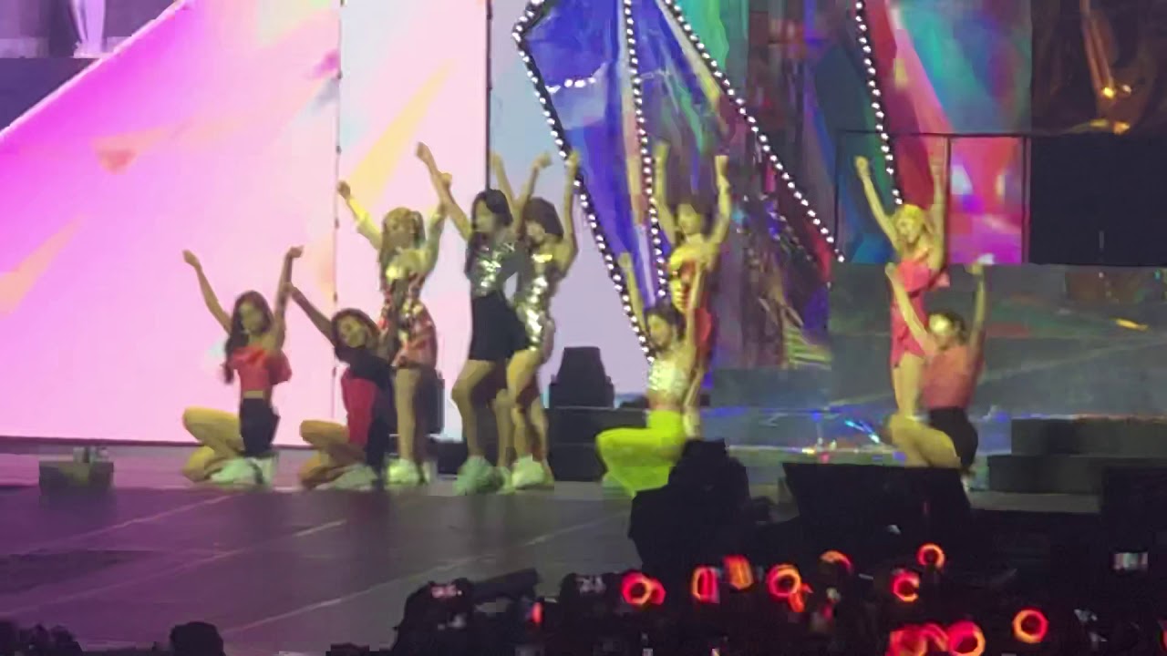 190629 | 트와이스 (TWICE) | WHAT IS LOVE? | TWICELIGHTS in Manila
