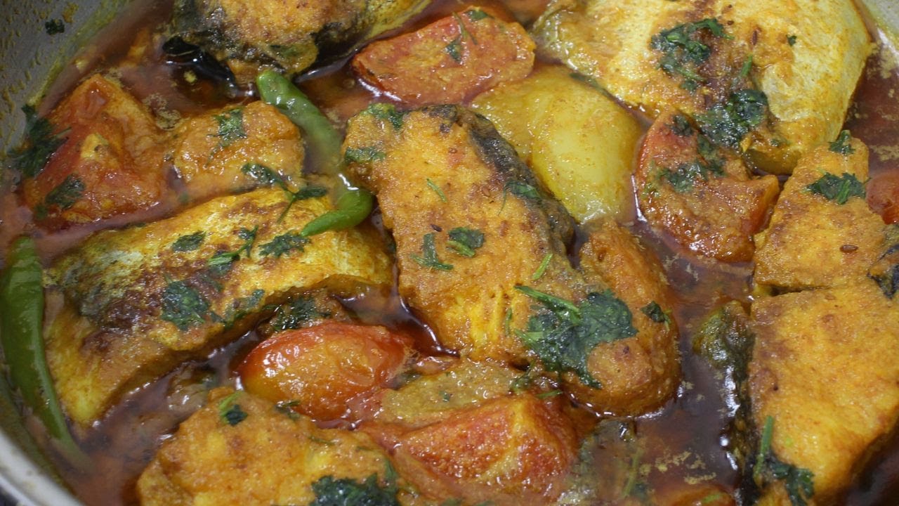 টমেটো দিয়ে পাংগাস মাছ রান্নার রেসিপি | Pangash Fish Curry Recipe with Tomatoes