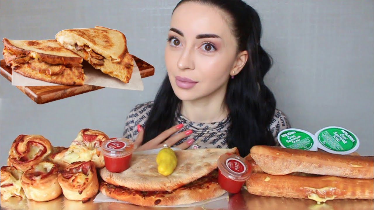 ОПАСНЫЙ ПОПУТЧИК 😣 MUKBANG Ayka Emilly