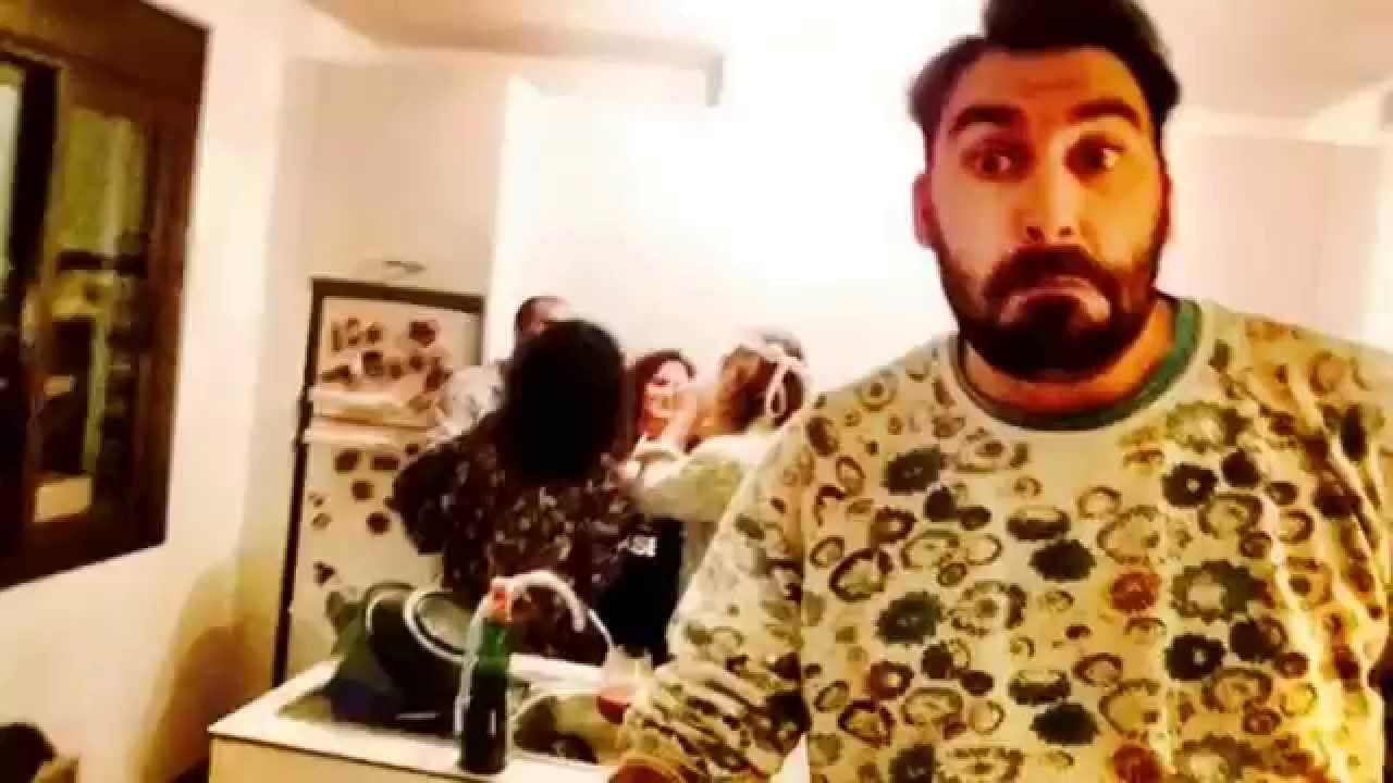 FLOWER POWERS AND JOSELU