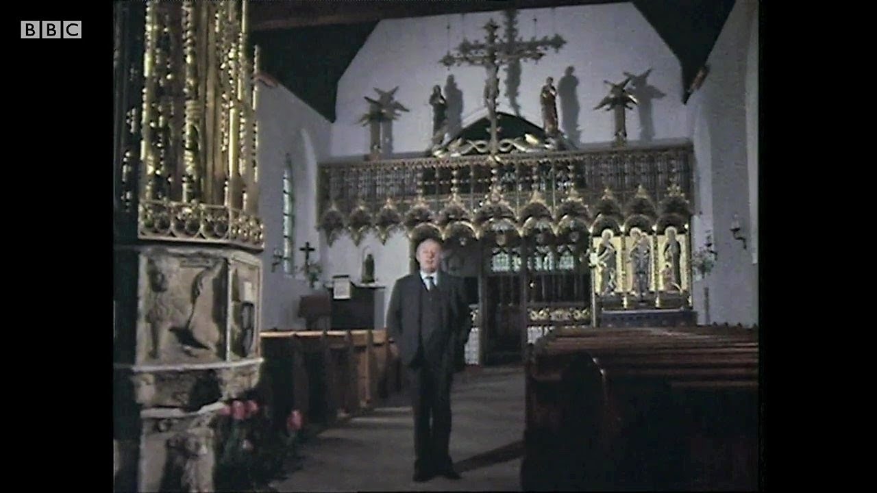 Comper‘s Medieval Revival Church & 18th C. Three-Decker Pulpit
