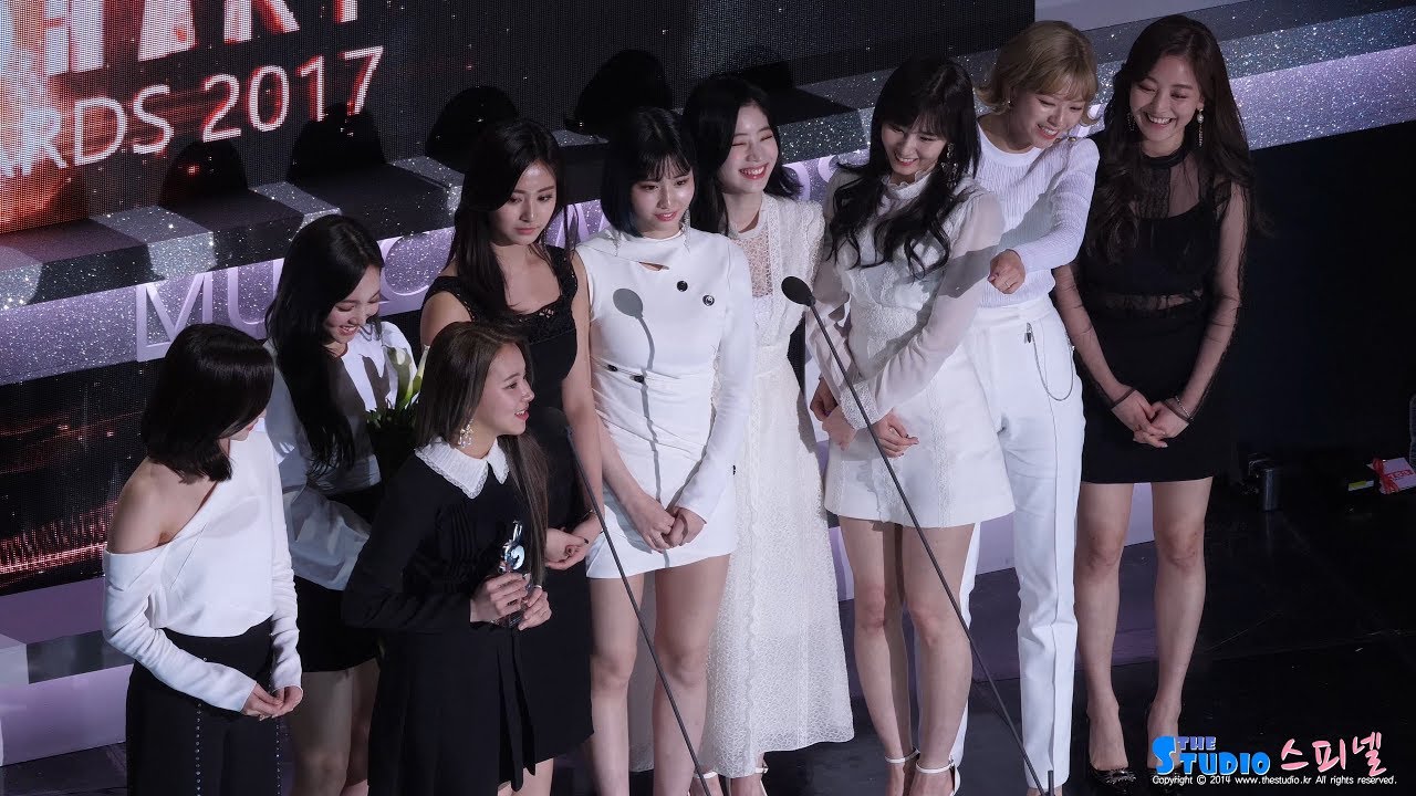 180214 트와이스 12월 음원상 수상 직캠 TWICE fancam (가온차트 뮤직어워즈) by Spinel