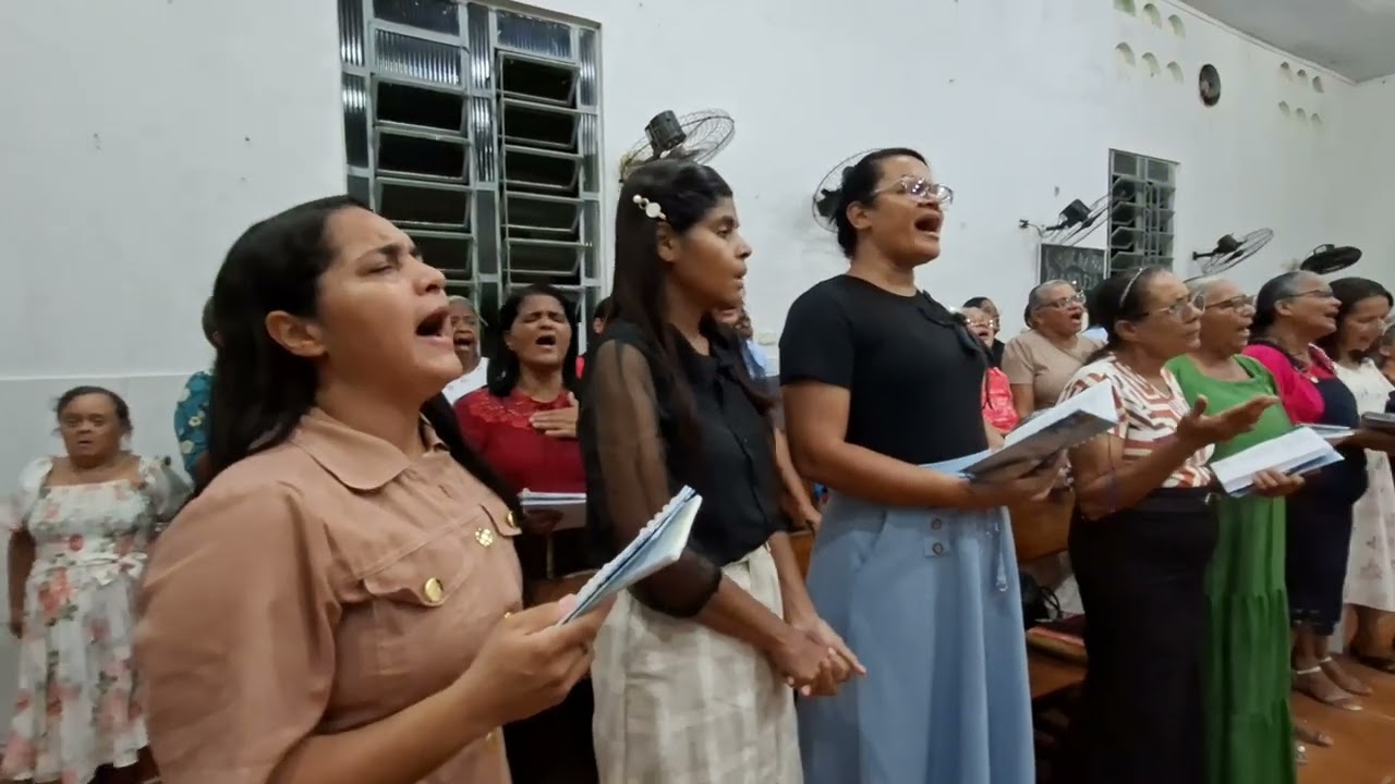 Comissão, canta na santa ceia, em ieadalpe-manancial II 