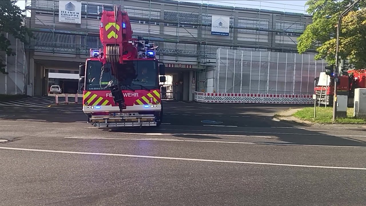 Fail: Rüsteinheit + WLF-K 2 AB-Kran + KdoW A-Dienst + ELW B-Dienst + HLF 20 +NEF BF Bonn FW 1