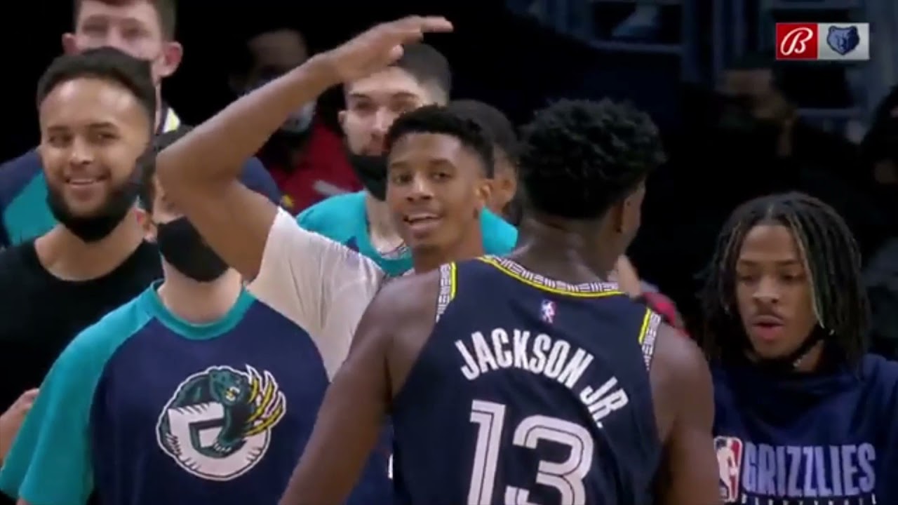 Jaren Jackson Jr Dunks over Terance Mann...