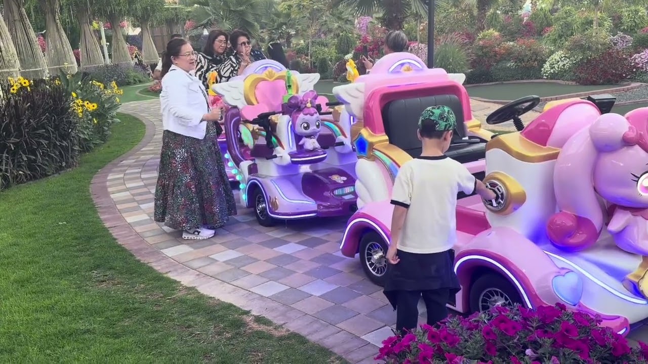 Dubai miracle Garden 2026 with mama tita Julie and tita nilda