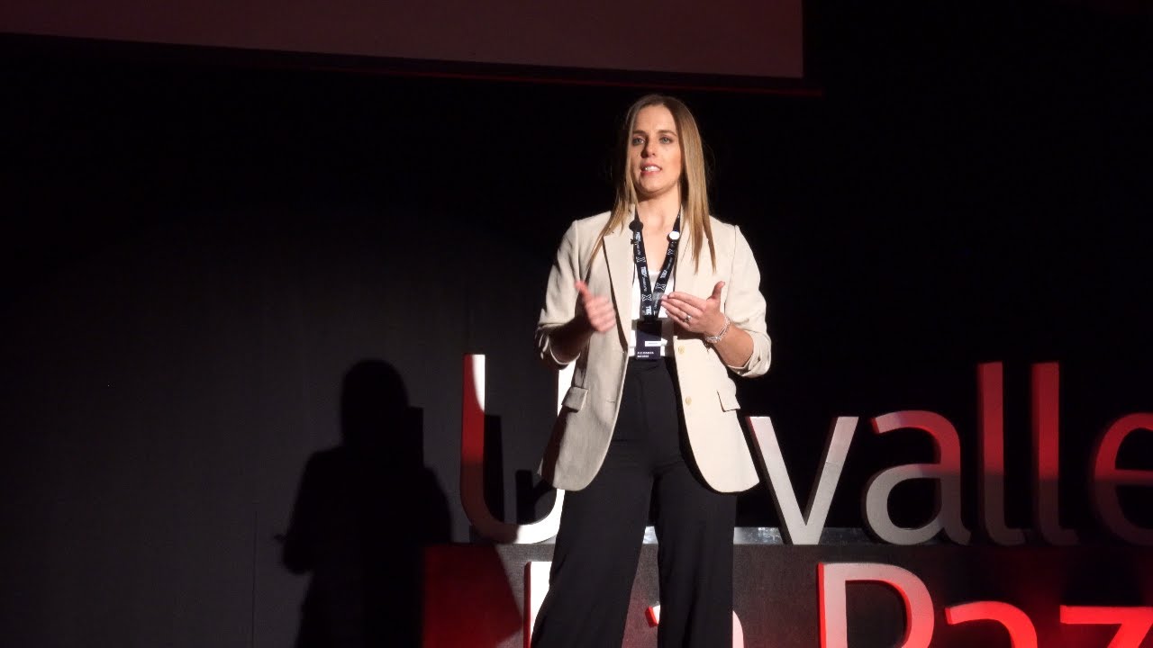 ¿Cómo ser resiliente? | ALEJANDRA AGUIRRE | TEDxUnivalle La Paz