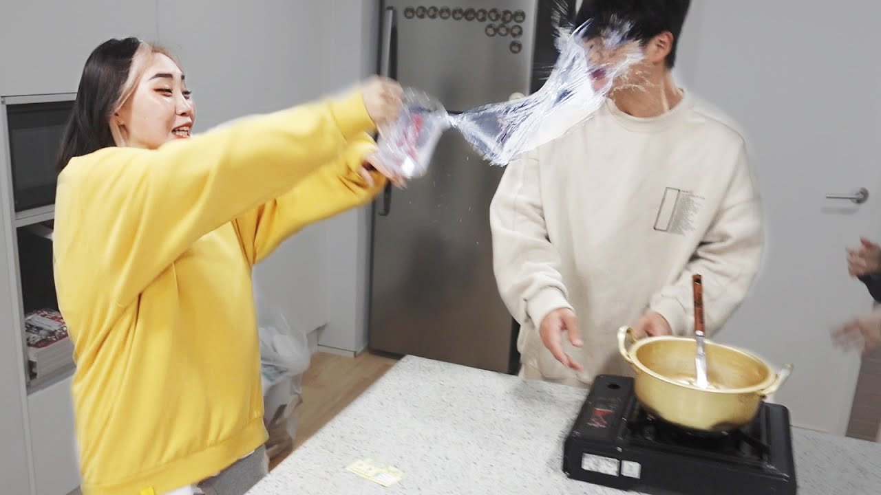 언니 남자친구가 맘에 안들어서 내쫓아버렸습니다