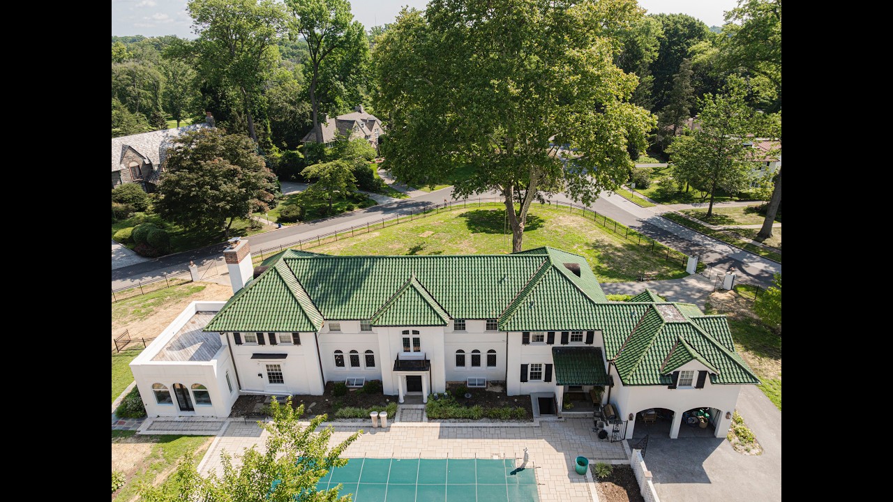 Интервью с клиентом: Мы спасли эту историческую испанскую черепичную крышу!