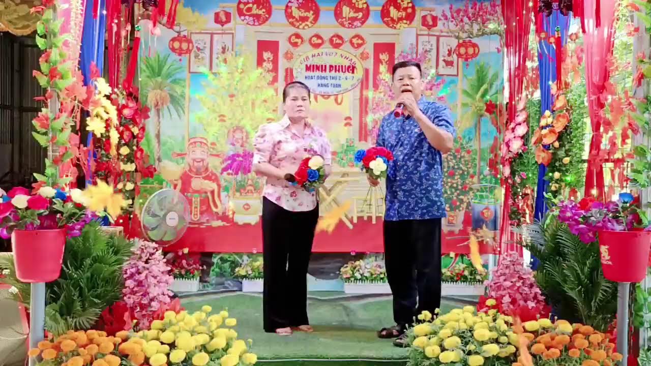 Phát trực tiếp của CLB HÁT VỚI NHAU MINH PHỤC, hoặc động vào ngày thứ 4 và thứ 7 hàng tuần,