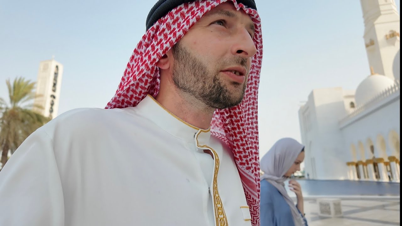 Отель Rove Downtown Dubai. Мечеть Шейха Заида в Abu-Dabi.