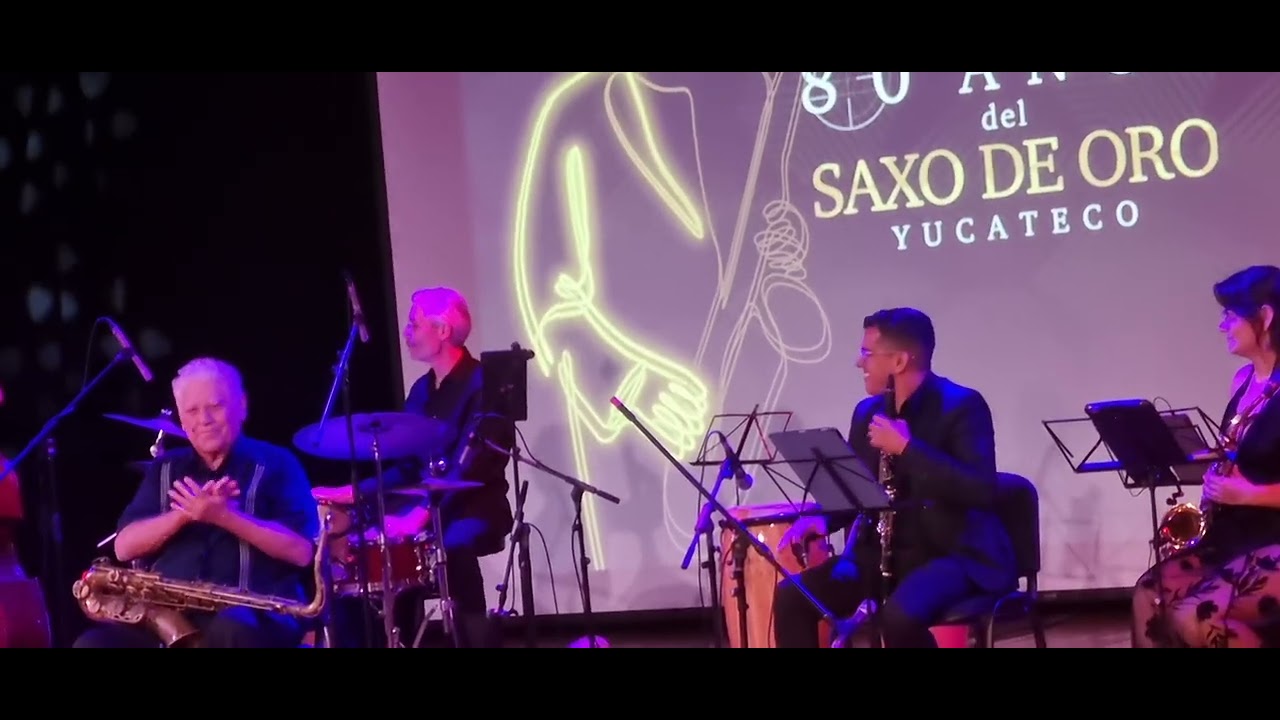 MERIDA BIG BAND & JAVIER ALCALA 