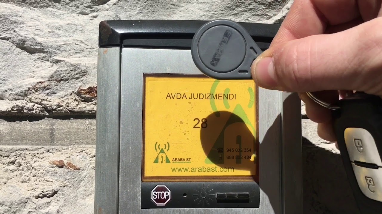 Automatización de puertas peatonales