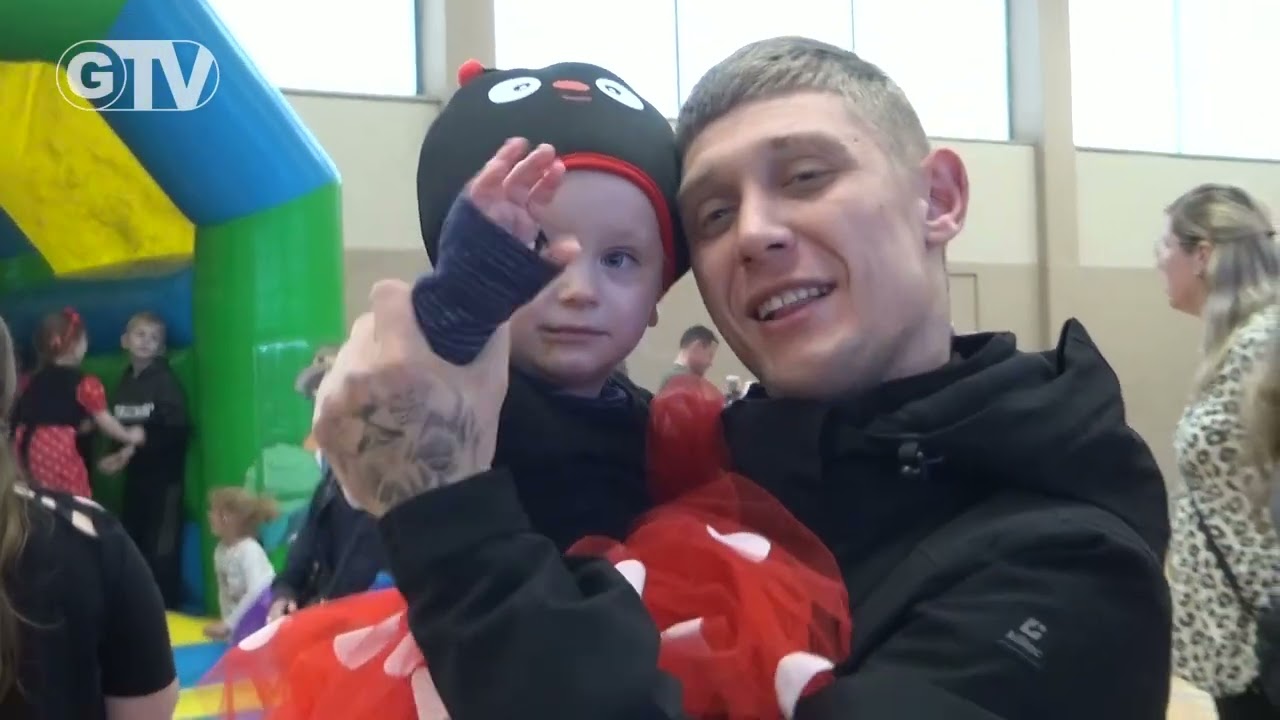 1254. Sendung / Kinderfasching der Stadt GVM/ Blau-Weiß GVM, Bilderansichten altes Rathaus ab 1880