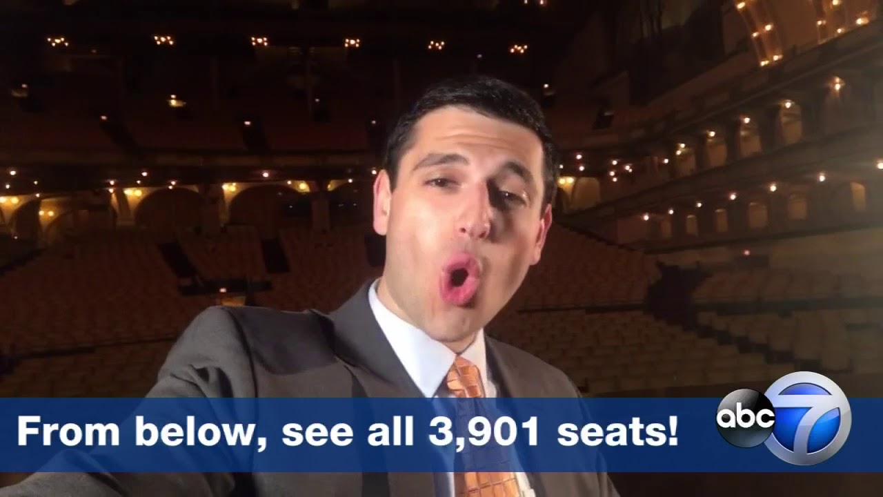 Auditorium Theater offers night tours