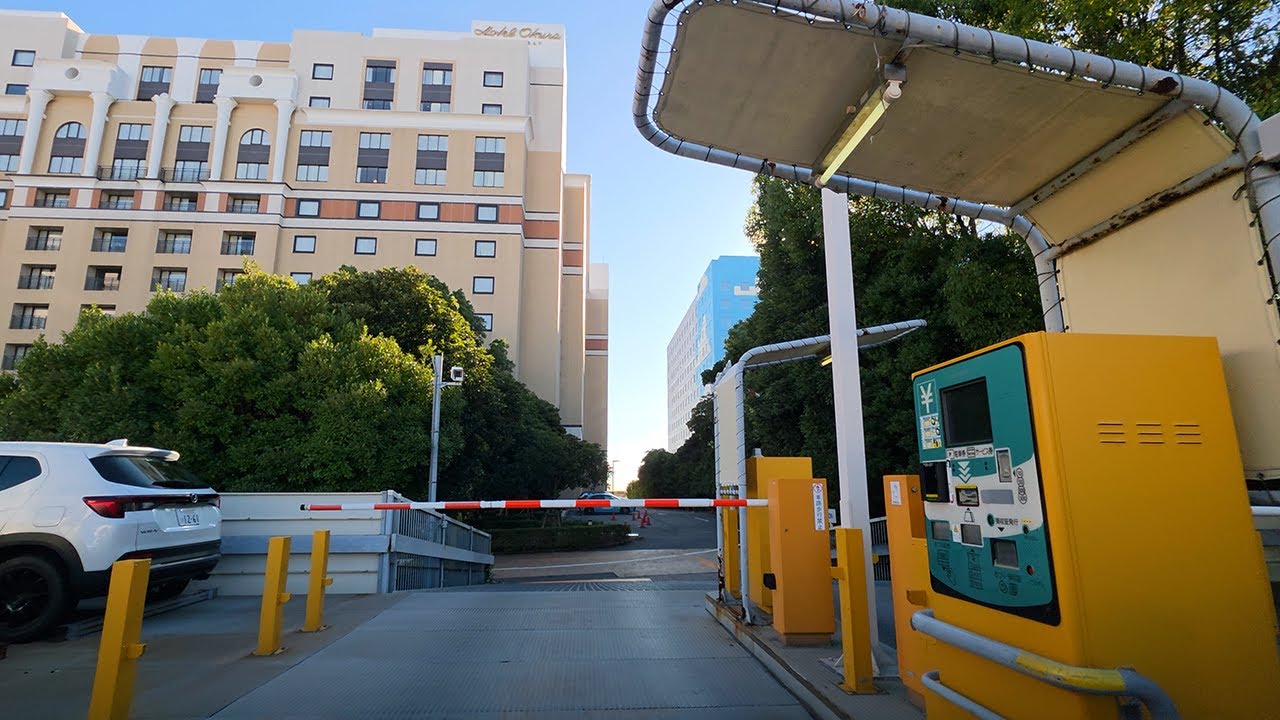 🅿️ホテルオークラ東京ベイ『立体』駐車場出口から「躍動の門」岡本太郎付近まで｜千葉県・浦安市・舞浜 走行ルート