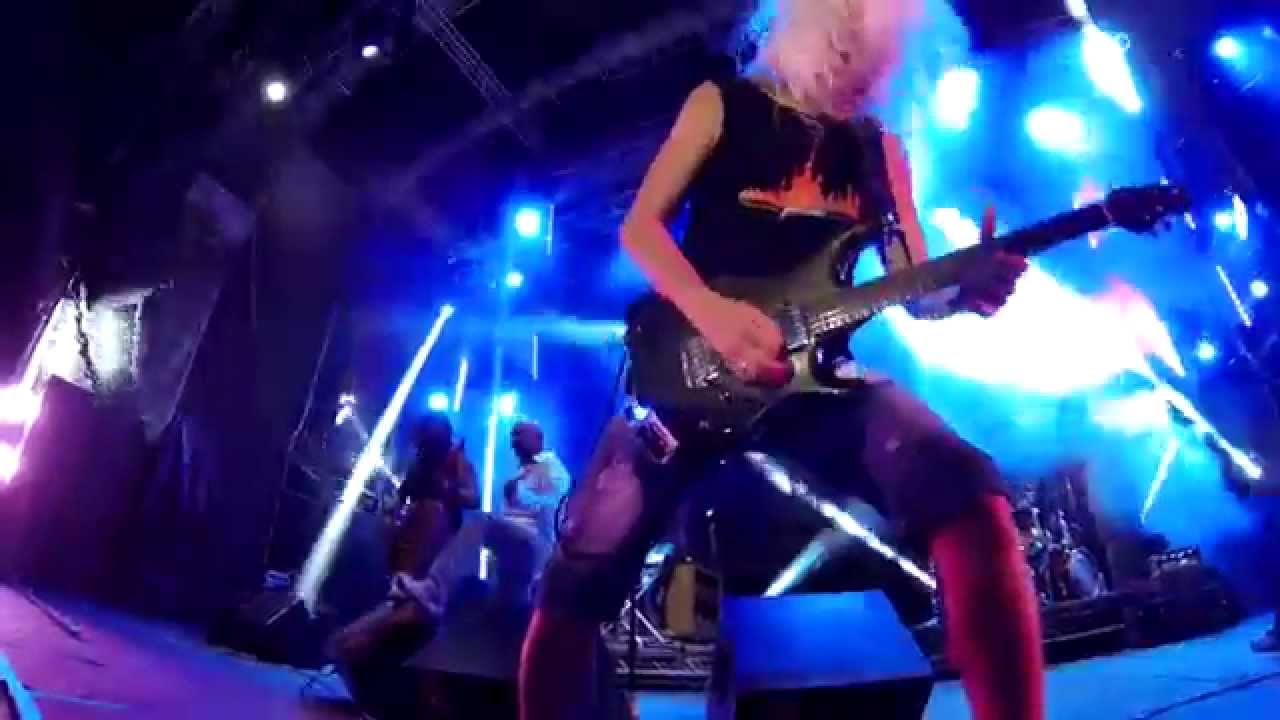 EDDA MŰVEK - Veled Vagyok Budapest Park 2014.08.21.