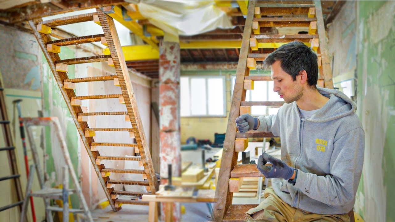 Escalier de chantier DIY en bois de r&eacute;cup