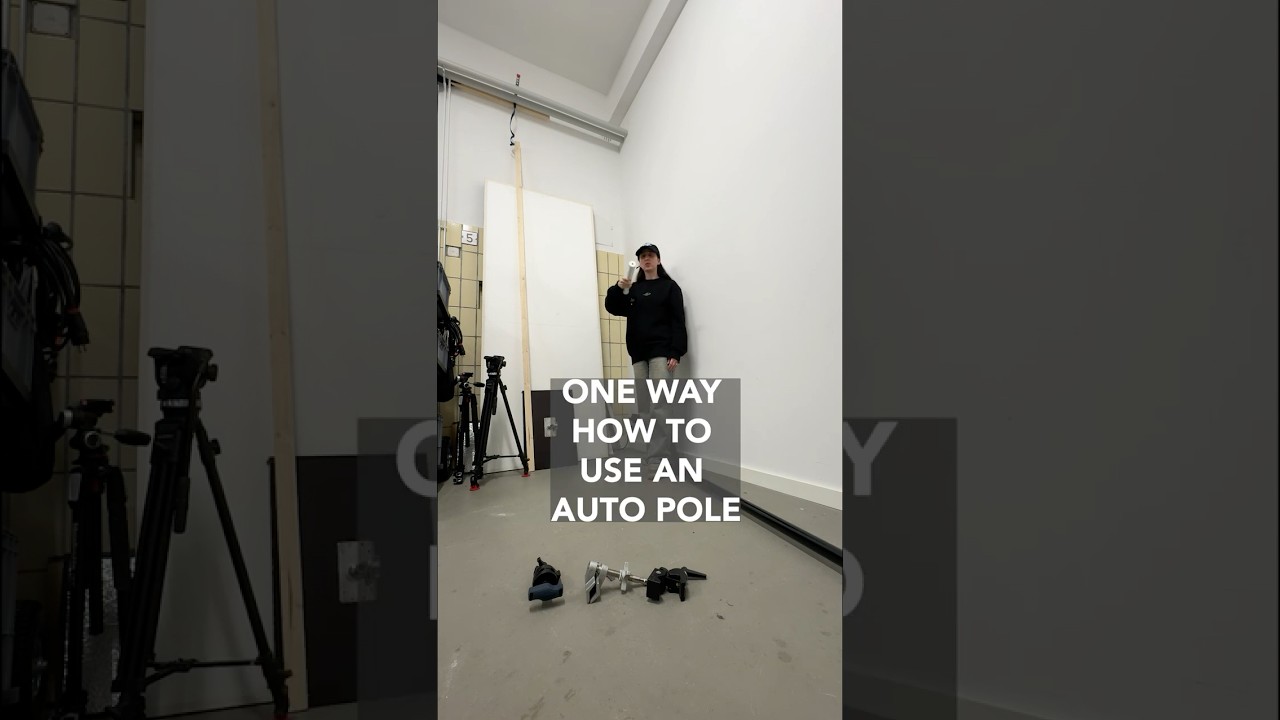 One way how to use an auto pole. 