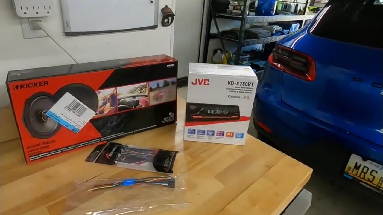 Kicker Speakers and New Head-Unit in the NB Miata  //  Sorry old Bose System...