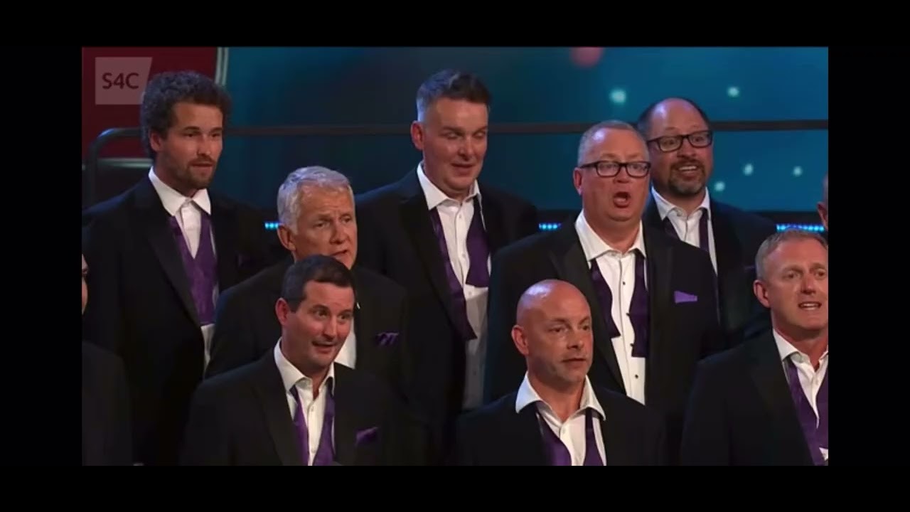 Côr Tadau Trisant - Medli o Ganeuon Ryan Davies trefniant Jeffrey Howard.