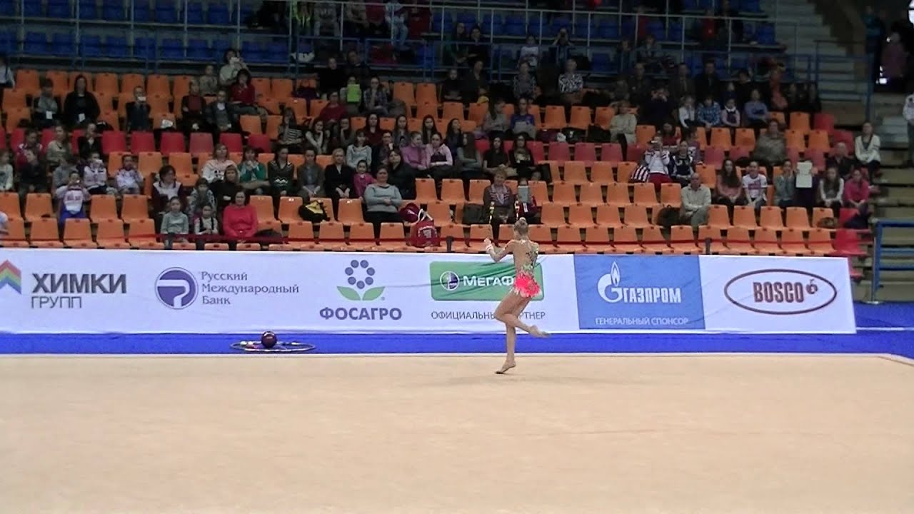 Yana Kudryavtseva (RUS)  clubs  Grand Prix Moscow 2013