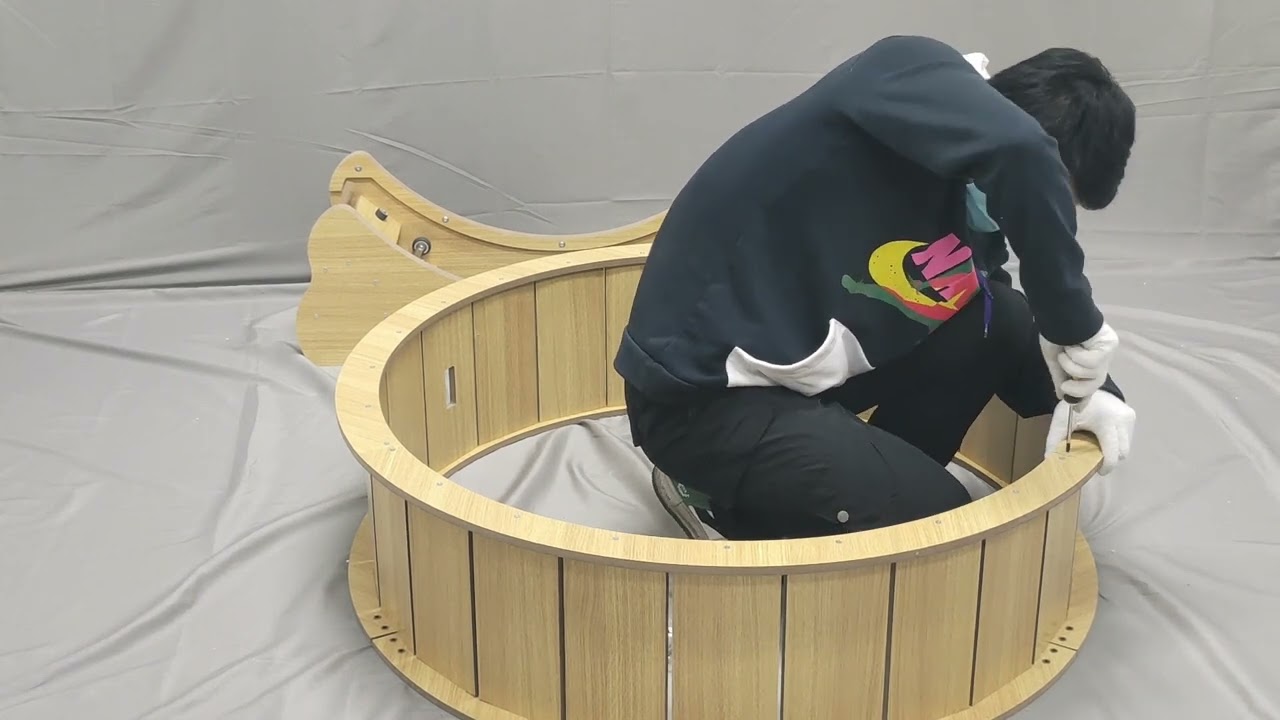 Naviconvex | Cat Wheel Installation