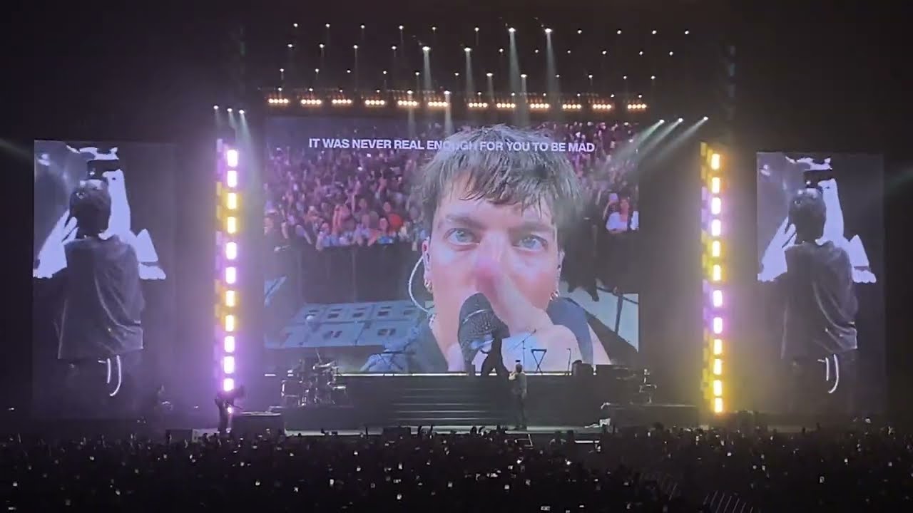 221106 LANY - ex i never had @ a november to remember 2022 Live in KL