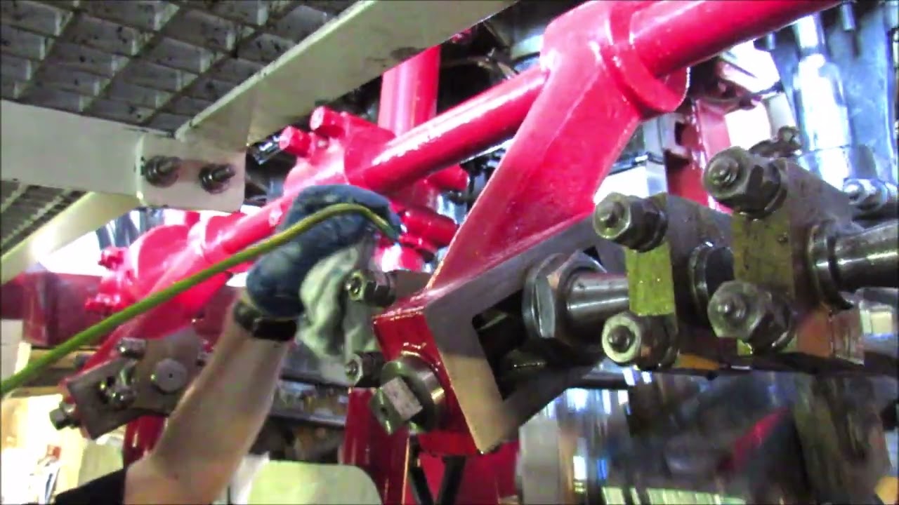 Oiling a Triple Expansion Steam Engine at 160 RPM