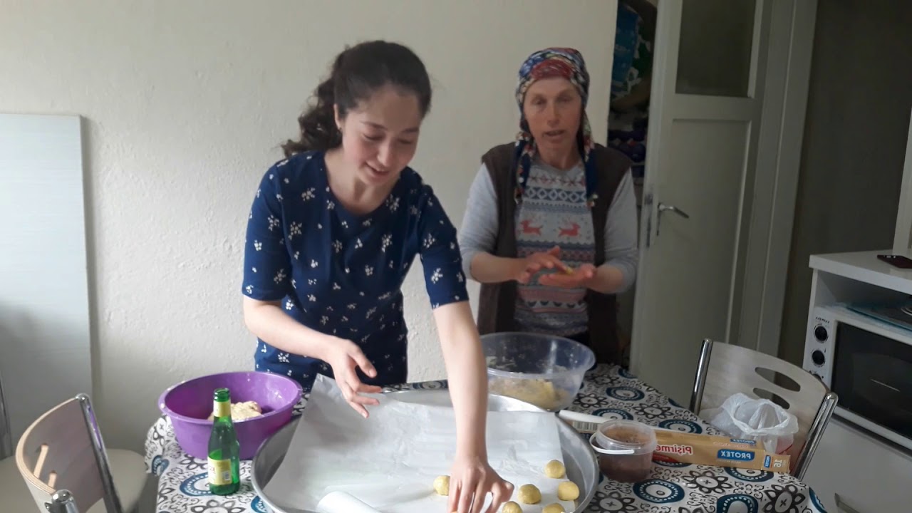 Kardelen'le Kurabiye Yaptık 🍪/ Görümcemin Doğum Gününü Kutladık 🎂/ Ailece Vlog