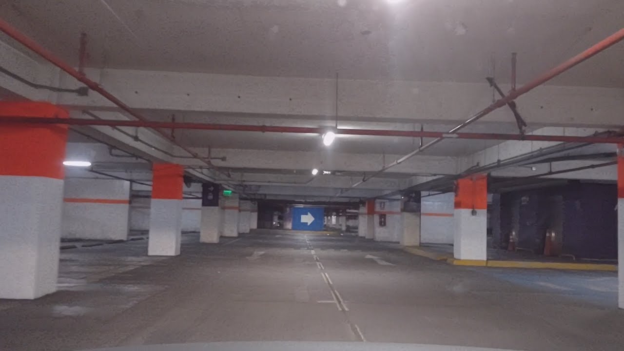Analisis Estacionamiento Centro Civico Real Plaza - Parking reviews Lima #02