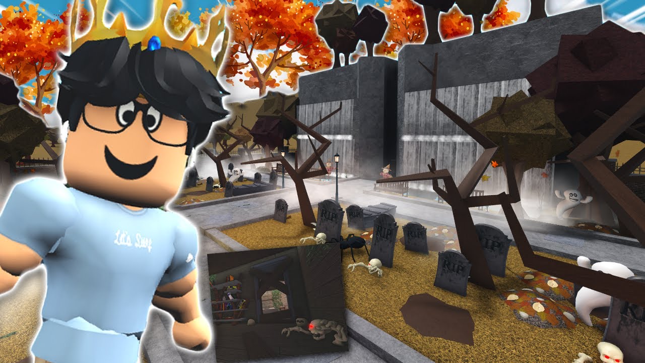 I built a SECRET BLOXBURG HOUSE IN A GRAVEYARD...