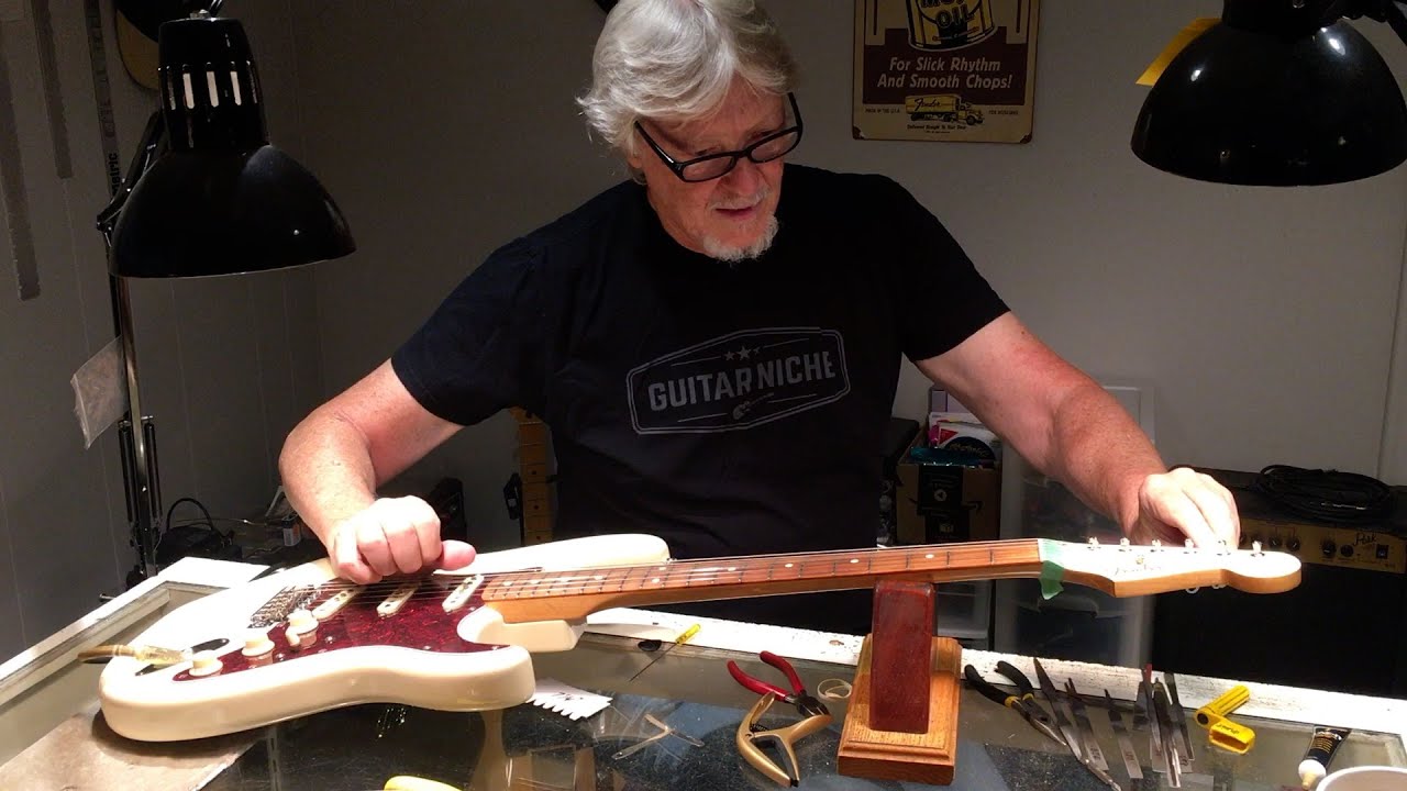 How to setup a Strat - Fender Limited Edition Vintera '60s Stratocaster