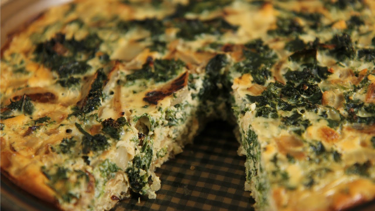 EAT | Kale & Quinoa Crustless Quiche: Healthy Recipe