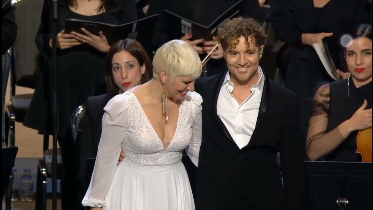 Gracias A La Vida - David Bisbal & Pasión Vega (Misa Criolla - Sagrada Familia)