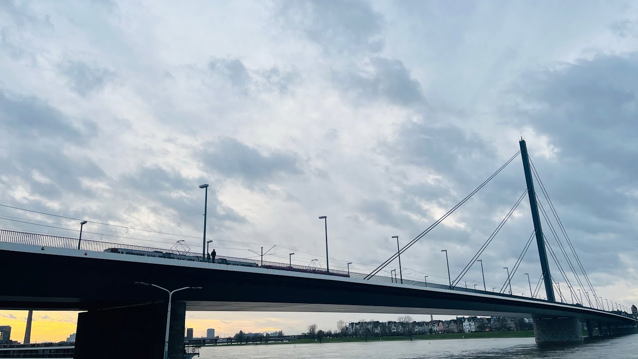 🇩🇪 D&Uuml;SSELDORF  Bom Ano Novo 2024! С Новым годом!
