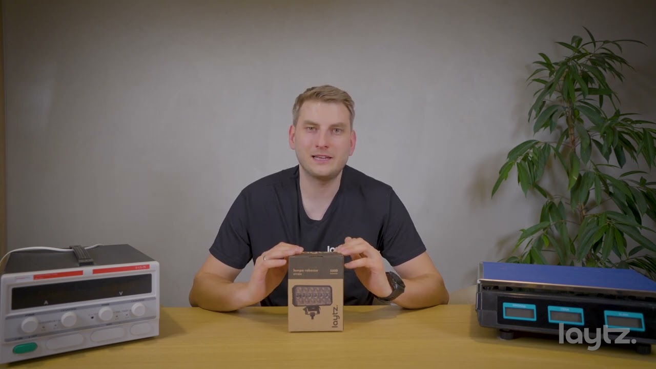 CZY NASZE LAMPY ŚWIECĄ W WODZIE? TEST LAMPY ROBOCZEJ LED LY7304.