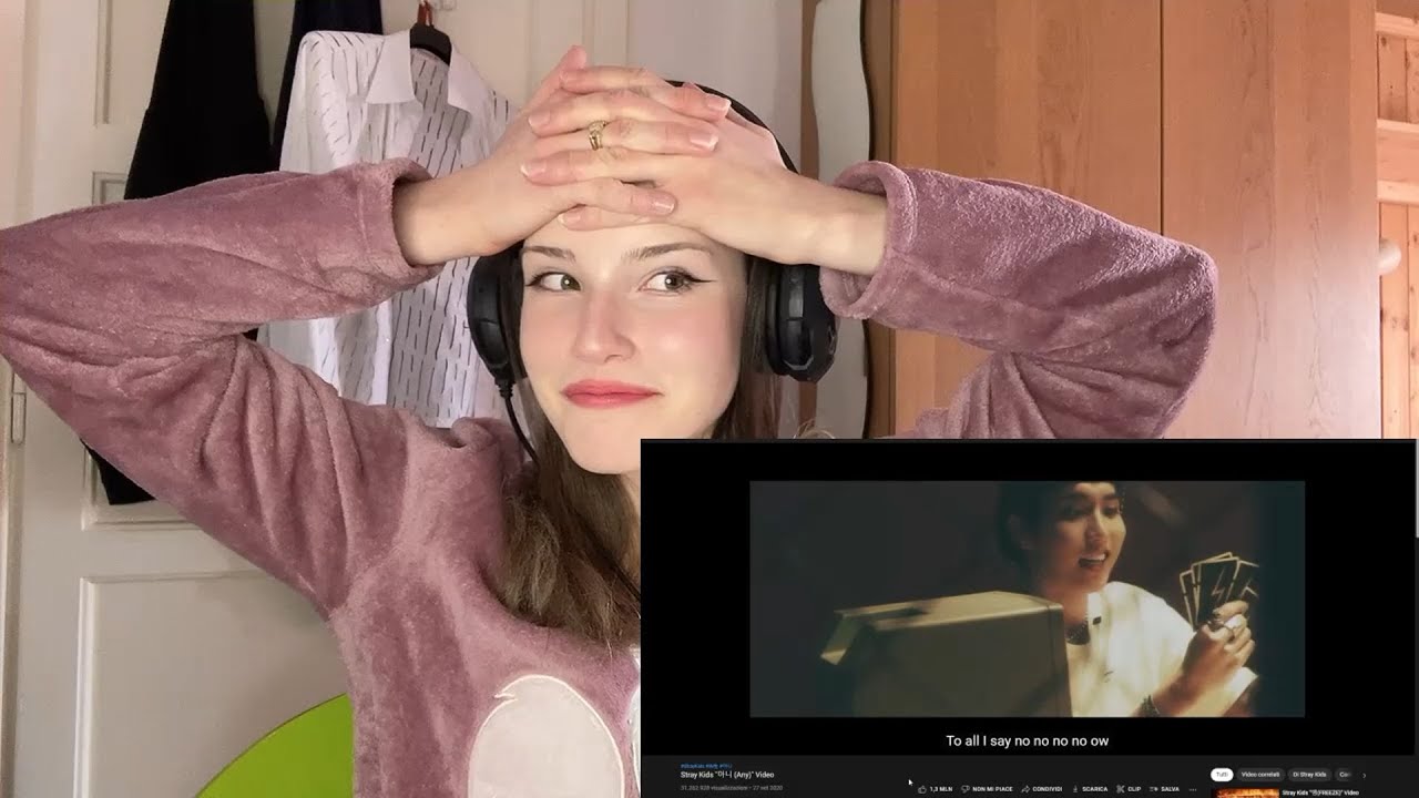 Reacting to Stray Kids |  