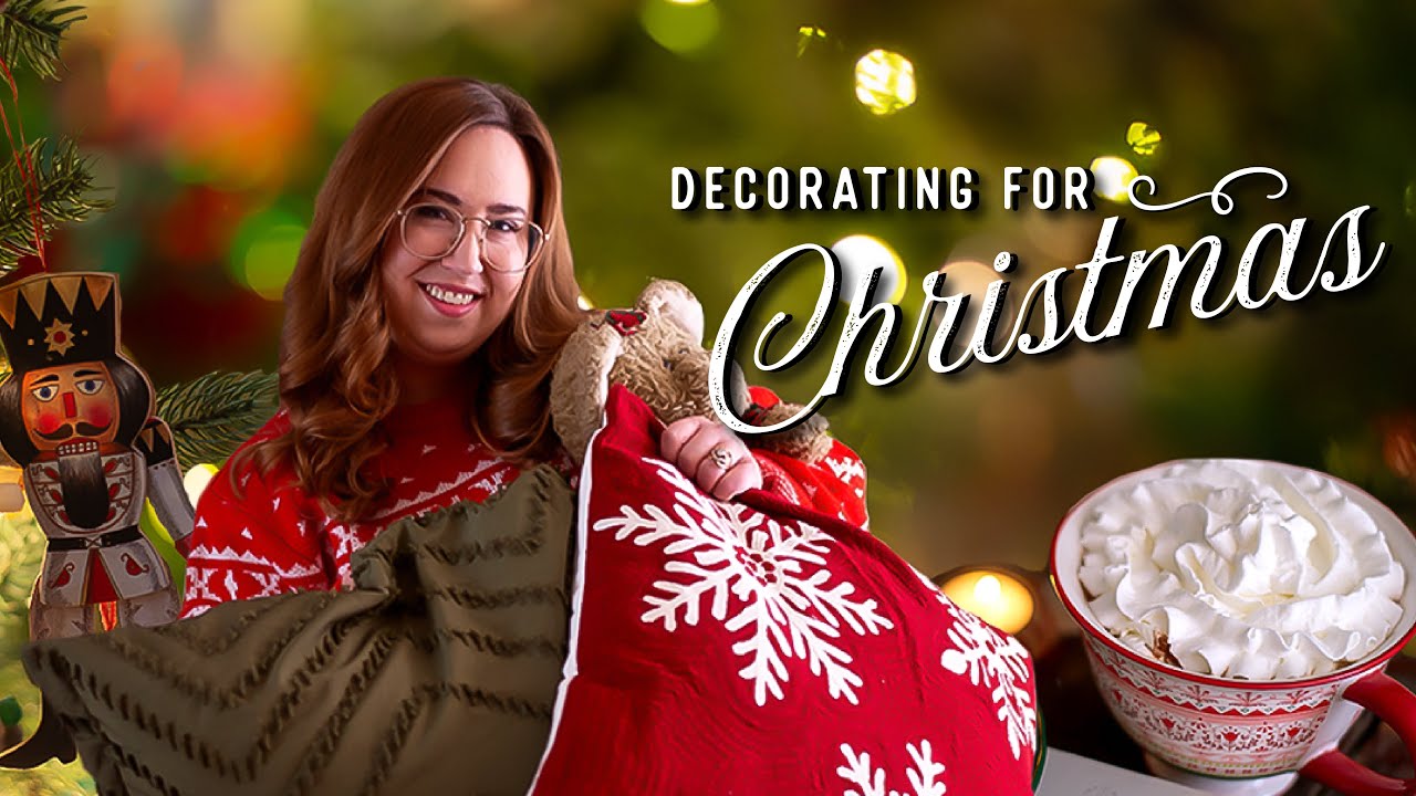 How to Create a Cozy Christmas: Thrifted Gift Ideas, Hot Cocoa, and Holiday Cookies