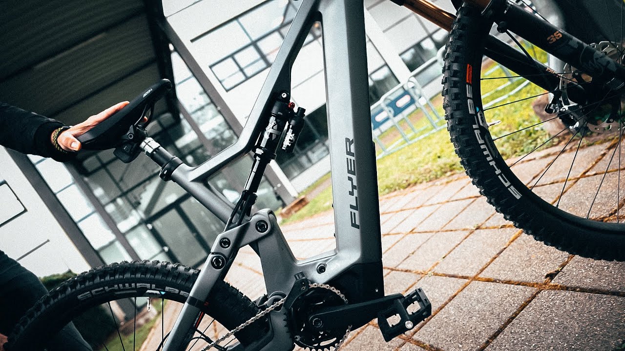 Messe-Neuheit: eMTB Flyer UprocX 6 10 2022 // Euro Bike 2021 // eBike