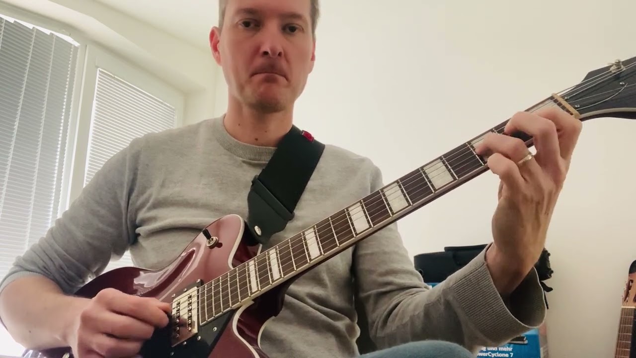 Jazz Blues improvisation on gretsch streamliner
