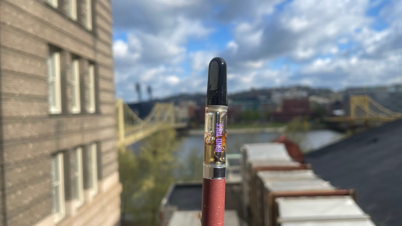 GREEN VENEM distillate cartridge