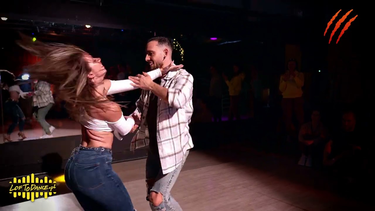 Alonso y Noelia 🎵 Tiburones 🏆 Bachata Champions Festival