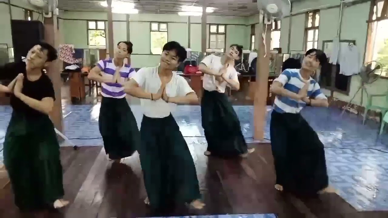 စည္ေတာ္အက #Burmese dance_From fb acc_မိခင္ ပန္တ်ာ သားေကာင္း