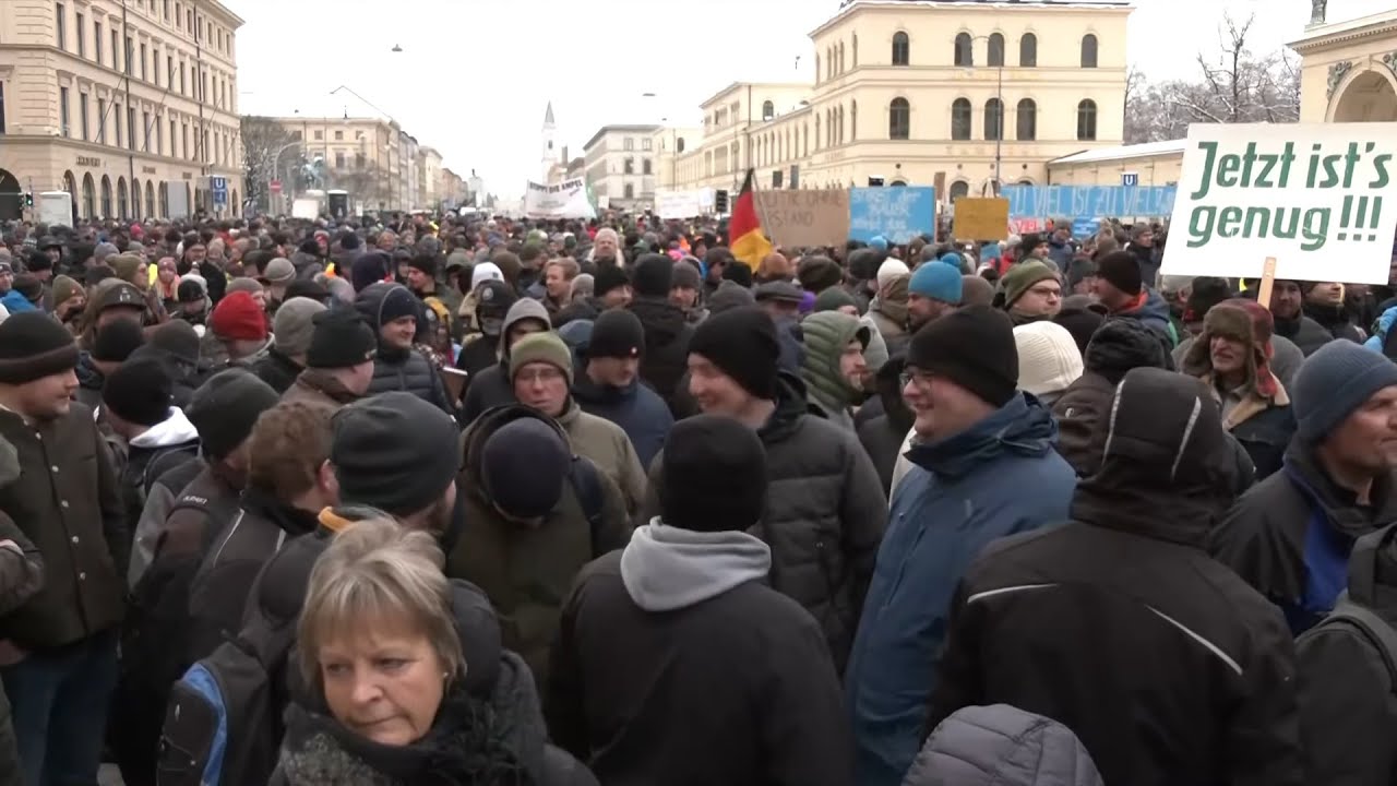 Live | German farmers protest in Munich against rising diesel fuel price, taxes