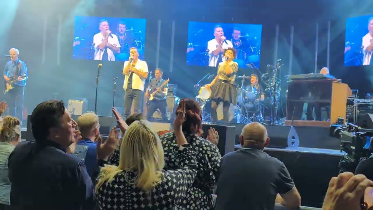 Deacon Blue - Real Gone Kid - Live in Birmingham - 22/9/25